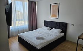 Nyvky Like Home - Studio - Apt 35
